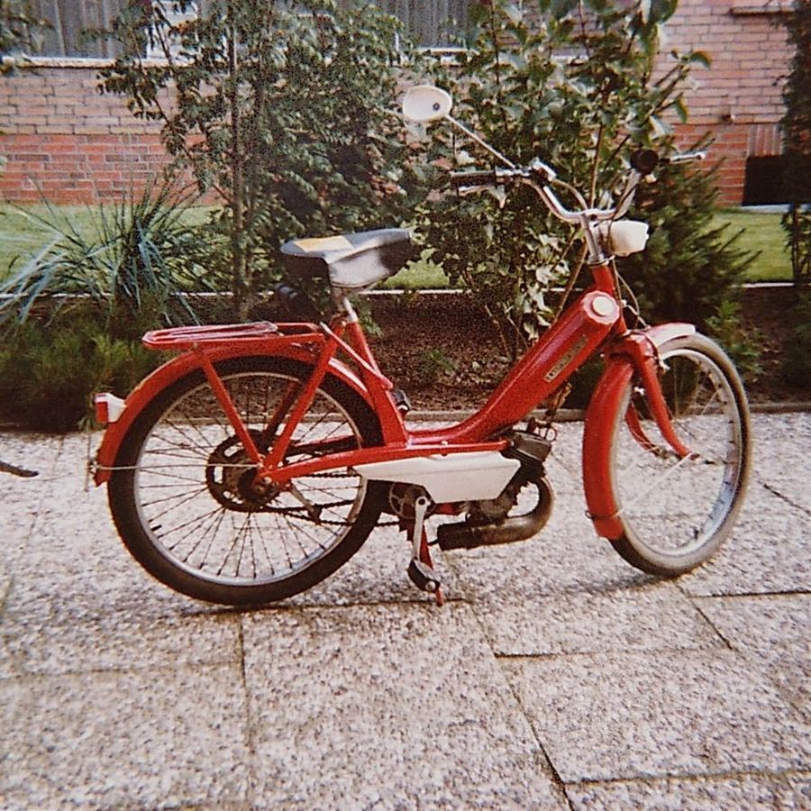 A 1976 Mobylette