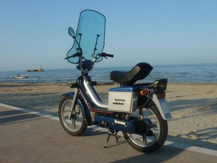 Vespa Boss