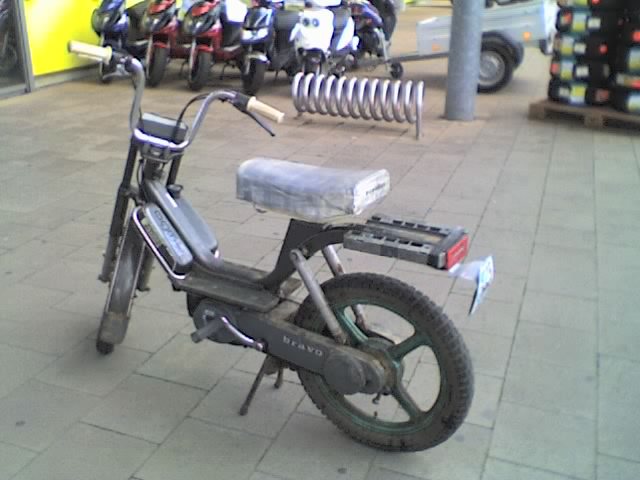 Vespa Bravo